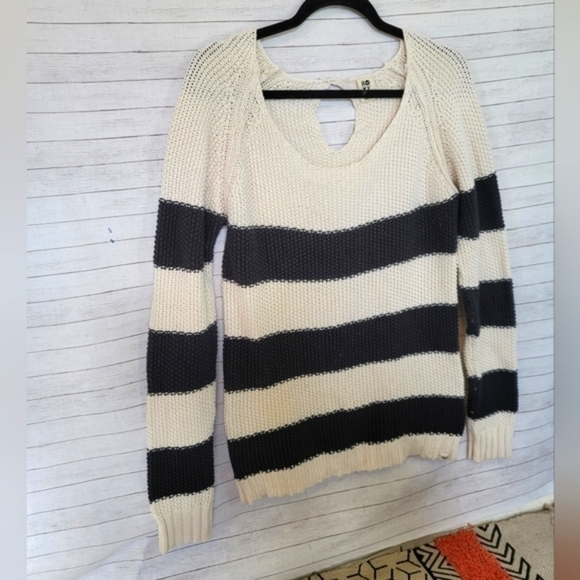 ROXY CHUNKY STRIPED SWEATER, SZ LARGE - Picture 2 of 13